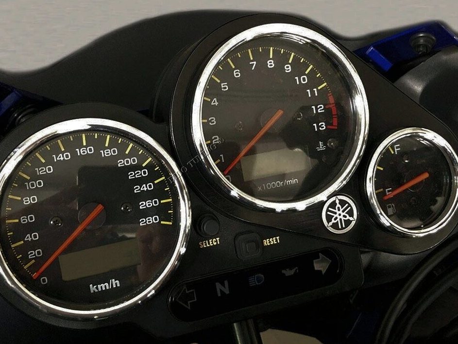 Yamaha Fazer FZS 10002001 - 2005