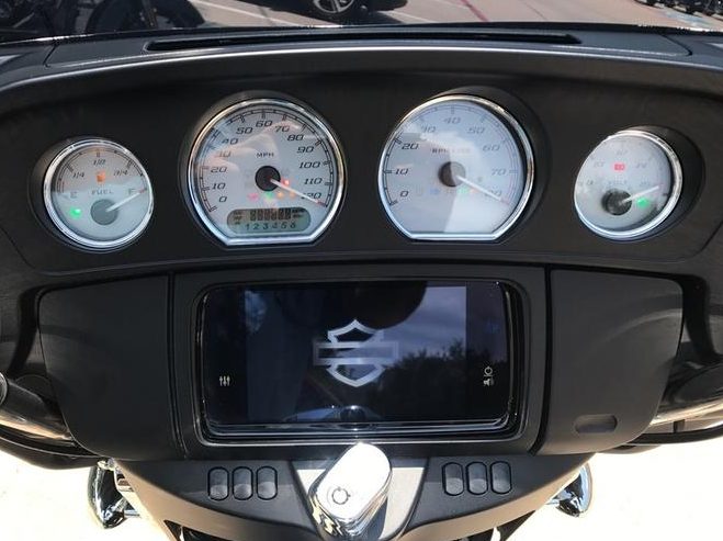 Harley Davidson FLHX Street Glide2020+